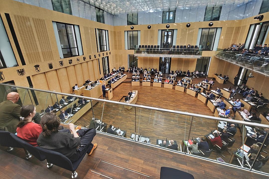 Trotz großer Mängel: Bundesrat stimmt Kritis-Dachgesetz zu. ASW Nord begrüßt die am Freitag im Bundesrat beschlossene Stärkung der kritischen Infrastruktur.